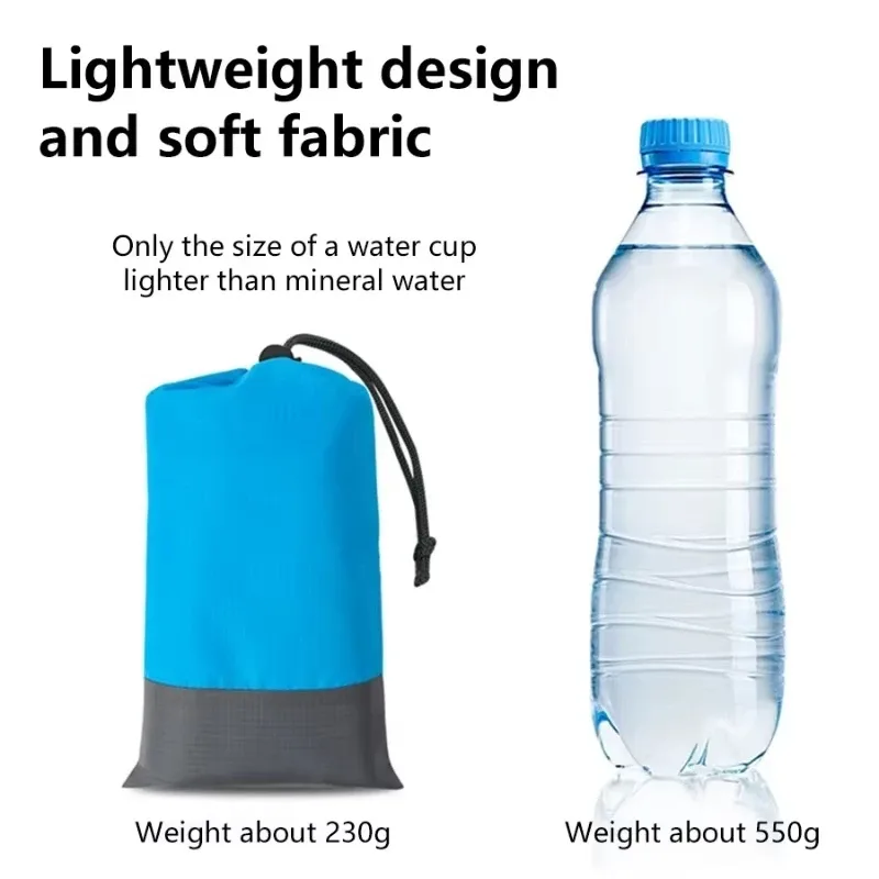 Pochette de rangement de la couverture : environ 230 g, à peine plus grosse qu'une bouteille d'eau