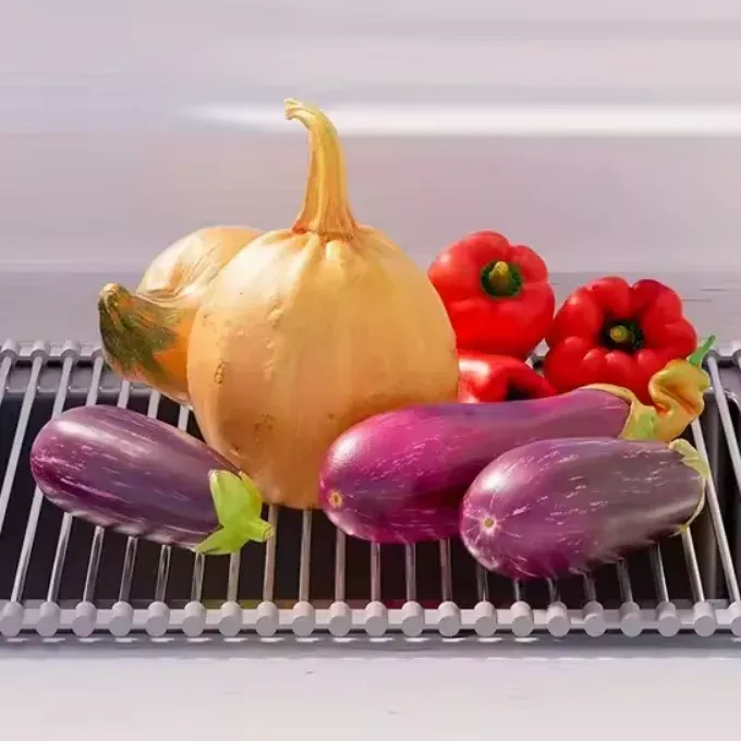 Vegetables on the stainless steel rack