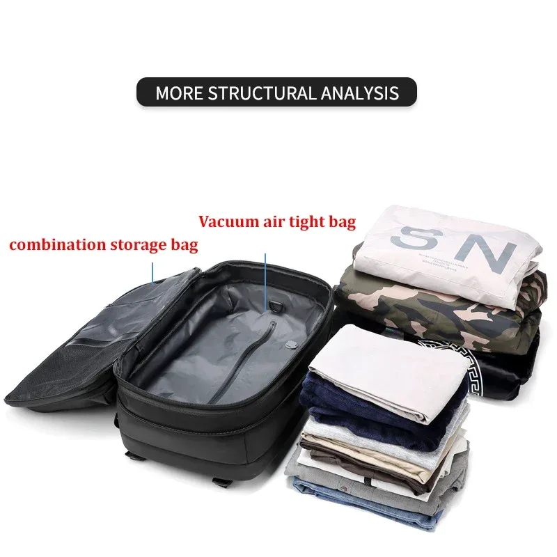 Intérieur du sac à dos ouvert, avec les vêtements rangés et le compartiment de compression